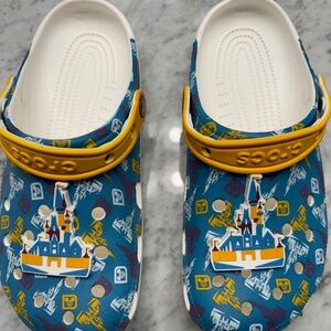 Disney Parks Crocs M7/W9 2022 50th Anniversary The Vault Castle Adult Clogs